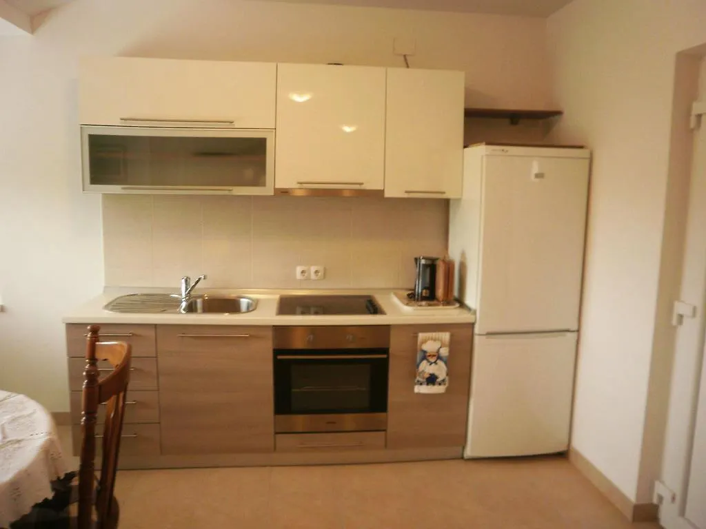 Apartments Lana And Lili Preko 0*,  Croatia