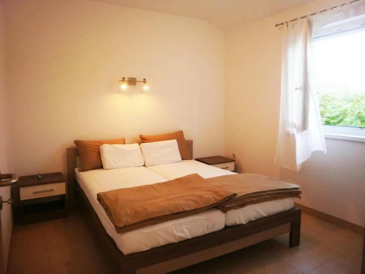 Apartments Lana And Lili Preko